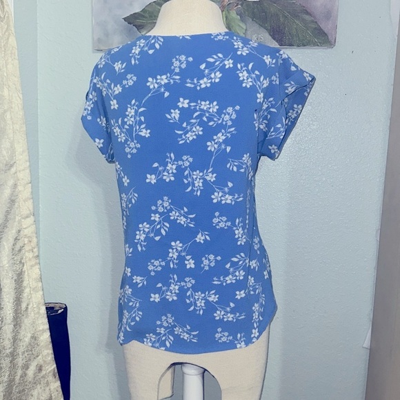 Rue21 Blue Floral Blouse - Picture 5 of 10